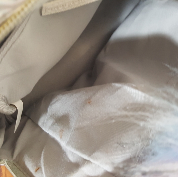 Iridescent mini unicorn backpack with rainbow faux hair - Picture 5 of 6